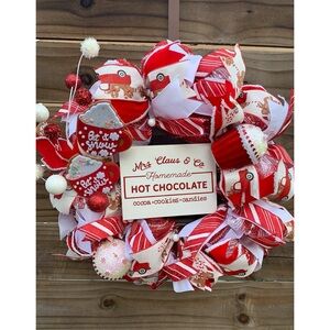 Christmas Red Hot Cocoa Wreath Home Holiday Decor Red And White Mrs. Claus